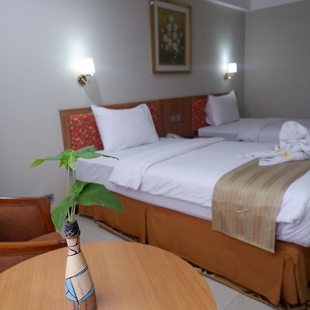 Horison Ultima Bandung Hotel Buitenkant foto