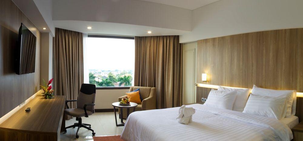 Horison Ultima Bandung Hotel Buitenkant foto