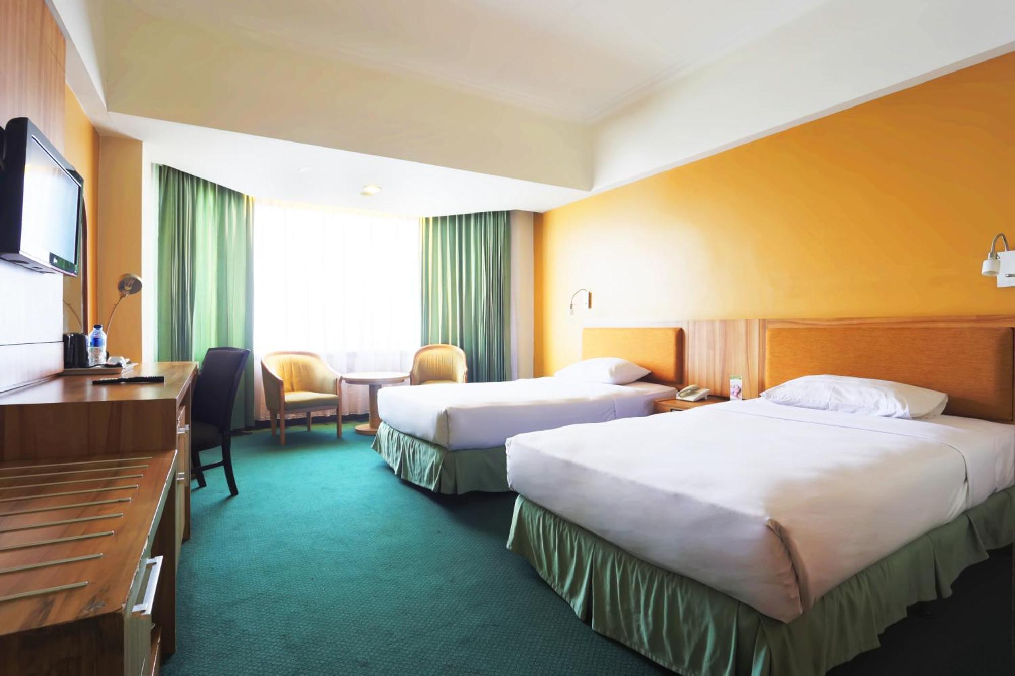 Horison Ultima Bandung Hotel Buitenkant foto