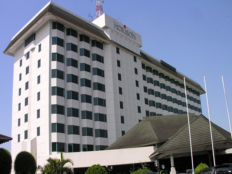 Horison Ultima Bandung Hotel Buitenkant foto